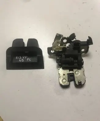 Audi A3 S3 A3 Sportback 8P Tailgate/trunk/boot lock/catch/latch 8K9827505 8P4827520B