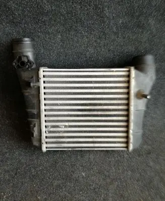 Audi A4 S4 B8 8K Intercooler radiator 8E0145805AA