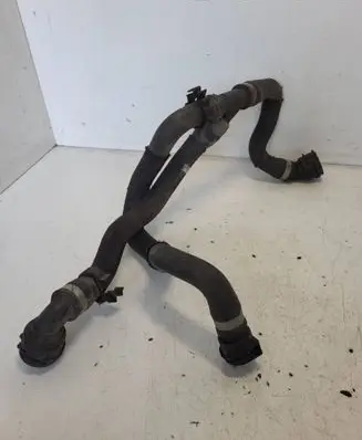 BMW 3 F30 F35 F31 Engine coolant pipe/hose 7609532