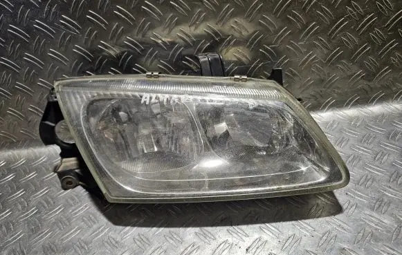 Nissan Almera N16 Headlight/headlamp 89003330 26010BN011