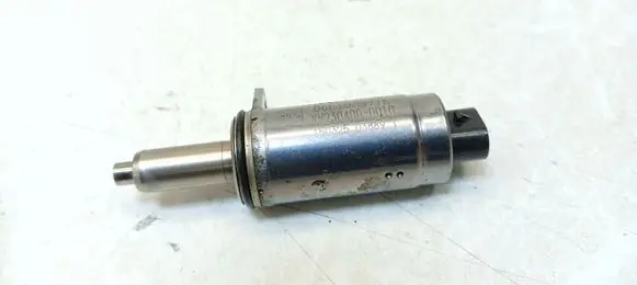 Audi TT TTS RS Mk3 8S Camshaft vanos timing valve 06E103697K