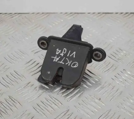Skoda Octavia Mk2 (1Z) Tailgate/trunk/boot lock/catch/latch 1Z5827501C