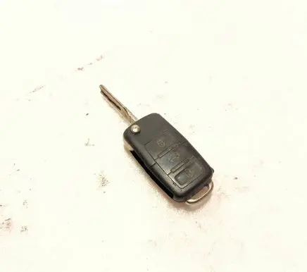Volkswagen Tiguan Ignition key/card 