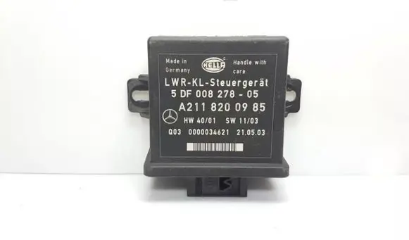Mercedes-Benz E W211 Light module LCM A2118200985