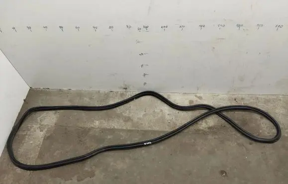 Chevrolet Corvette C7 Seal rubber (tailgate) 