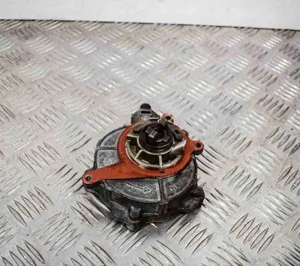 Audi A5 Sportback 8TA Vacuum pump 06E145100M