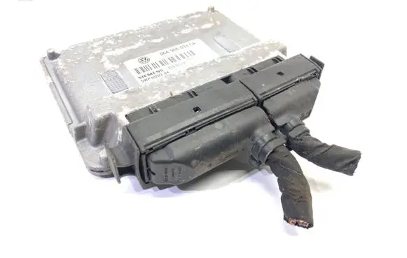 Volkswagen Golf V Engine control unit/module ECU 06A906033CA