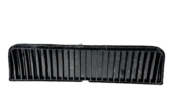 Skoda Octavia Mk1 (1U) Front bumper lower grill 1U0853677