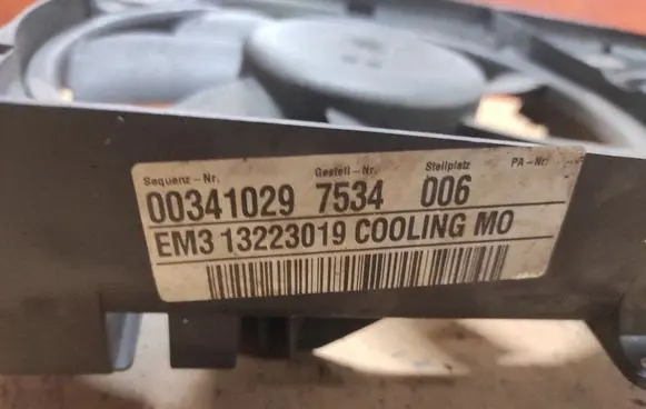Opel Insignia A Electric radiator cooling fan 13223019