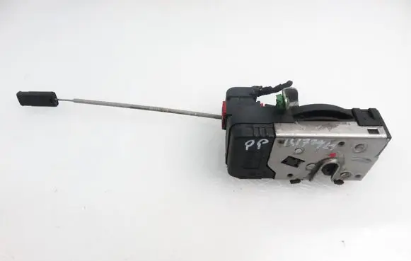 Opel Meriva A Front door lock 13154792