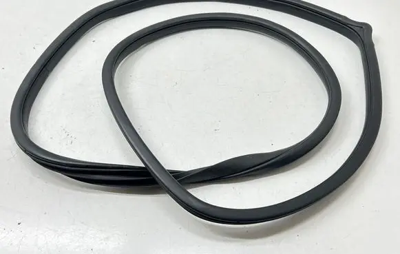 KIA Optima Rear door rubber seal (on body) 