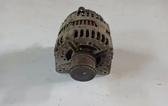Volkswagen PASSAT B6 Generator/alternator 03L903023D 14V180A 0121715071