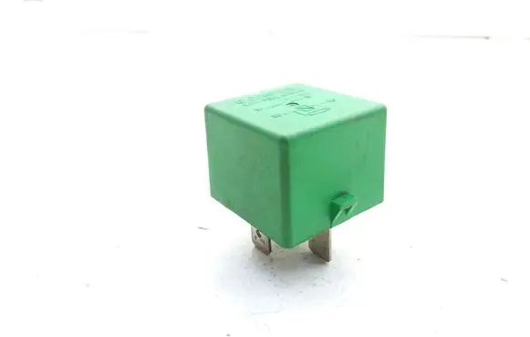 Peugeot 807 Hazard warning light relay 12V35A03531