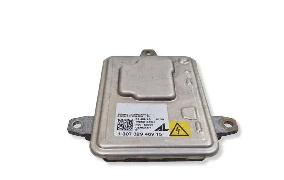 Jeep Cherokee Headlight ballast module Xenon 130732946915 10EEG141024
