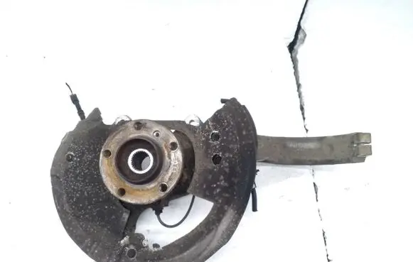 BMW X5 E70 Front wheel hub spindle knuckle 6773784