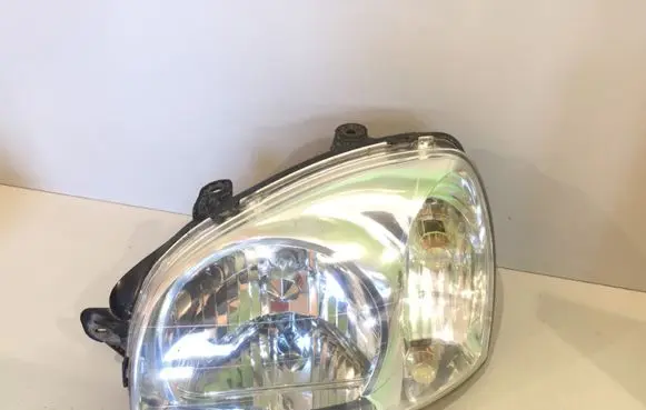 Hyundai Santa Fe Headlight/headlamp