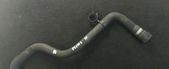 Mini One - Cooper R50 - 53 Engine coolant pipe/hose