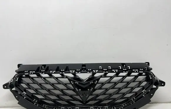 Front bumper upper radiator grill