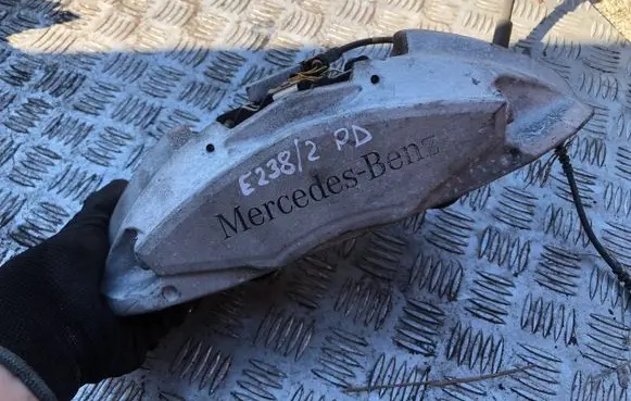 Mercedes-Benz E W238 Front brake caliper