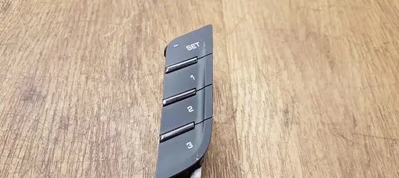 Porsche Macan (95B) Seat memory switch 95B959856A