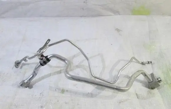 Nissan Micra K14 Air conditioning (A/C) pipe/hose 924505FN0A