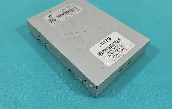 Volkswagen PASSAT B7 Central body control module 3C9907441 IMPRK1525646