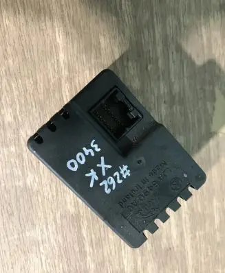 Jaguar XK8 - XKR Interior lighting relay LJA6490AC