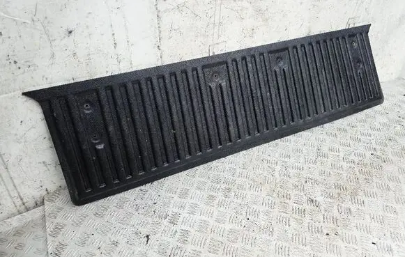 Mitsubishi L200 Tailgate trim 