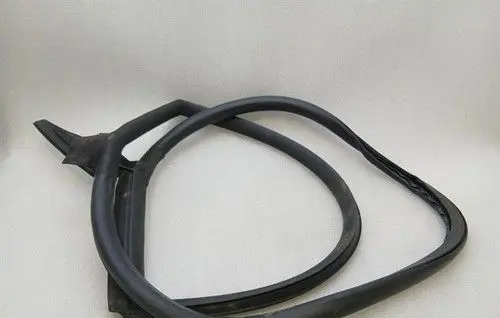 Lamborghini LP 610-4 Rubber seal front coupe door window 4T8831707B