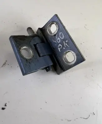 Volvo S60 Front door upper hinge