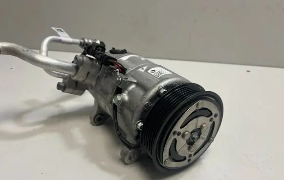 BMW X2 U10 Air conditioning (A/C) compressor (pump) 5A43FB3 5A5C710