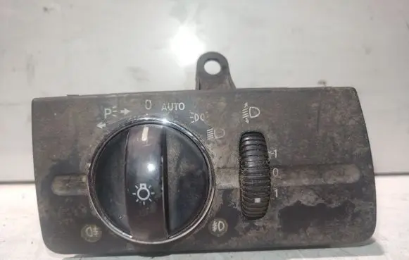 Mercedes-Benz E W211 Light switch 2115450904