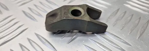 Volvo S80 Fuel Injector clamp holder 