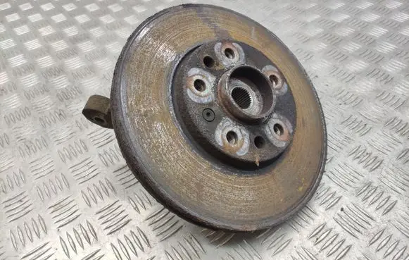 Opel Astra H Front wheel hub