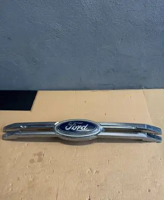 Ford Ranger Front grill JB3B8B479C JB3B8B375C
