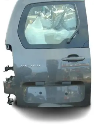 Peugeot Rifter Rear door