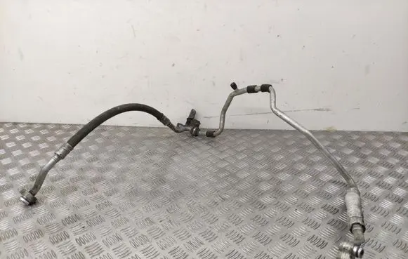 Air conditioning (A/C) pipe/hose