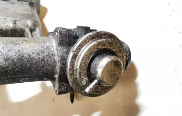 Volkswagen Caddy EGR valve 038131501m 270300187