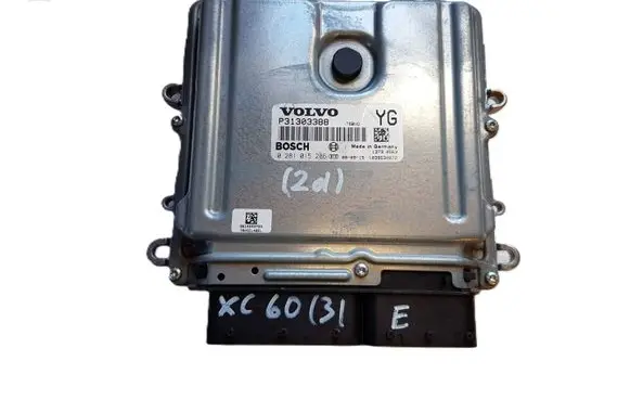 Volvo XC60 Engine control unit/module P31303388 0281015286