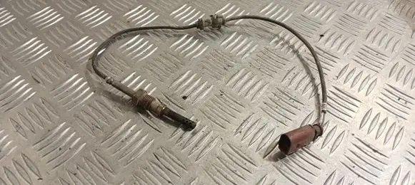 Volkswagen PASSAT B6 Exhaust gas temperature sensor 03G906088B