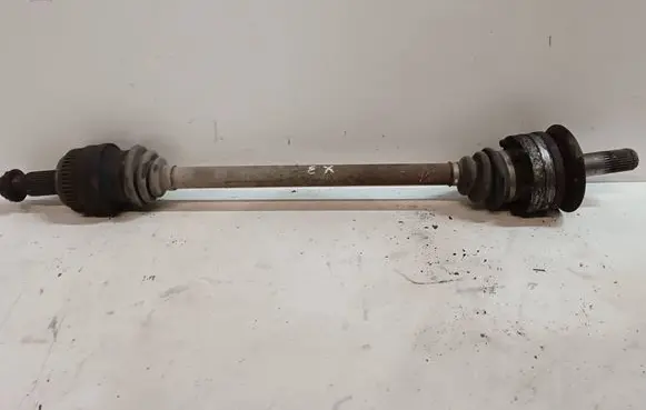 BMW X3 E83 Rear driveshaft