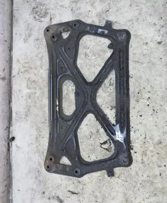 Audi A7 S7 4G Engine mount bracket