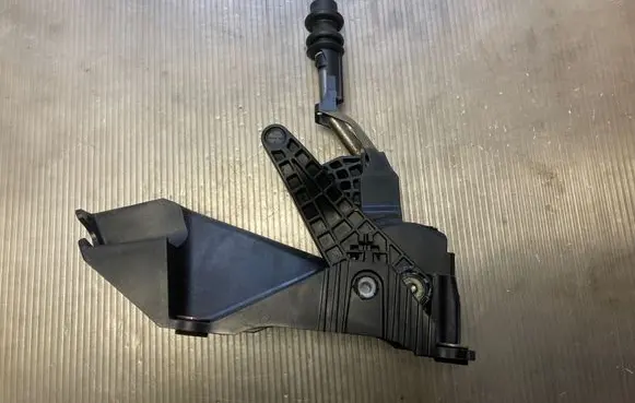 Gear shifter/selector