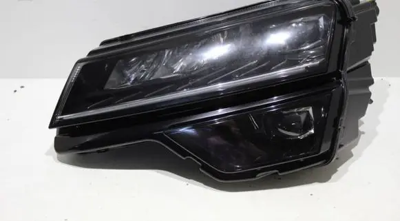 Skoda Karoq Headlight/headlamp 57B941015B 0020517505