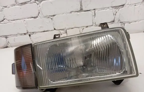Volkswagen Transporter - Caravelle T4 Headlight/headlamp 30213637000 0144438