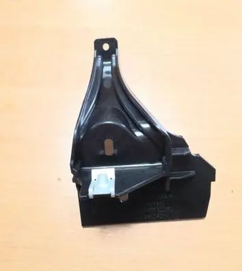 Audi A8 S8 D4 4H Front bumper mounting bracket 4H0807139a