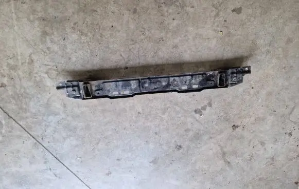 Citroen C4 II Picasso Bottom radiator support slam panel 8907638001