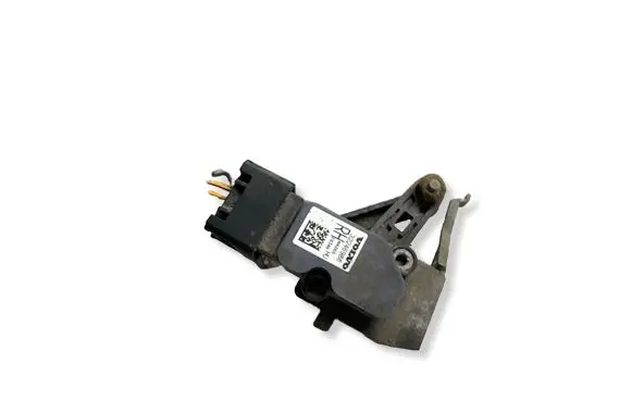 Volvo XC60 Rear air suspension level height sensor 32246988