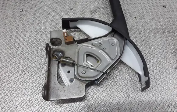 Handbrake/parking brake lever assembly