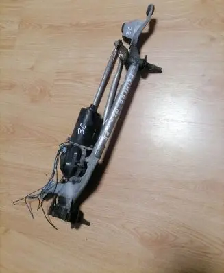 Nissan Primera Front wiper linkage and motor 28810AU310 11556032